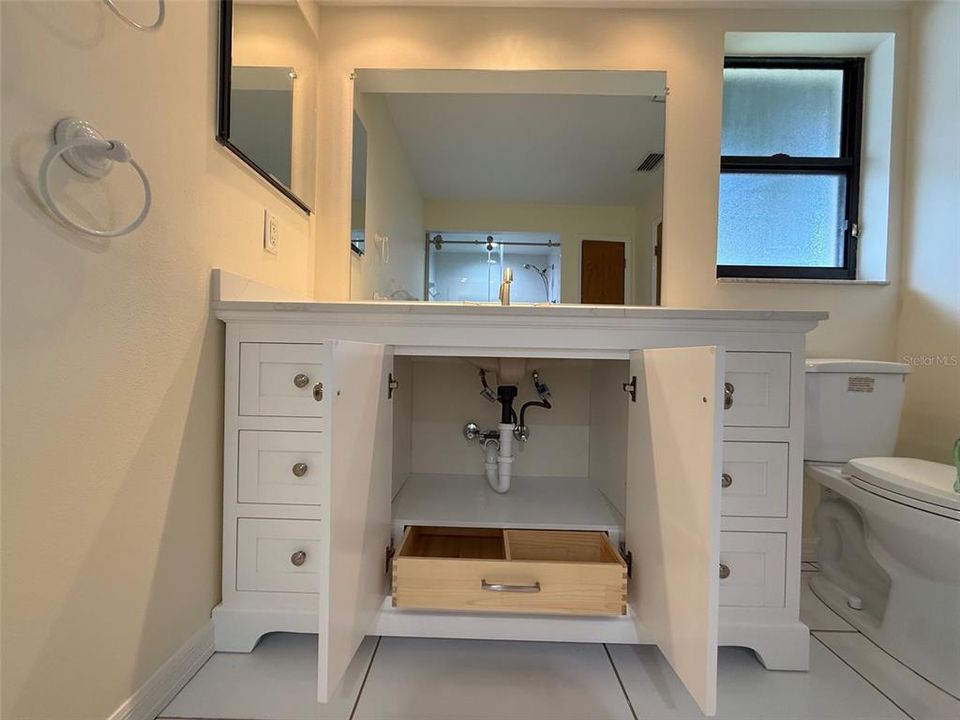 Active With Contract: $2,500 (3 beds, 2 baths, 2227 Square Feet)