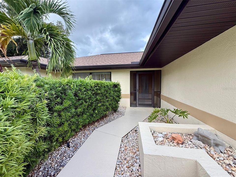 Active With Contract: $2,500 (3 beds, 2 baths, 2227 Square Feet)