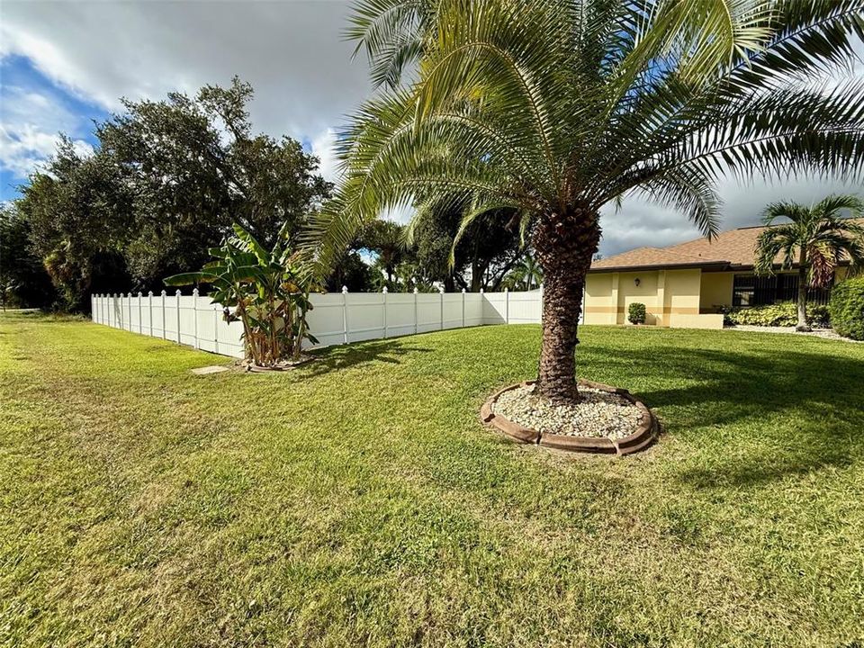 Active With Contract: $2,500 (3 beds, 2 baths, 2227 Square Feet)