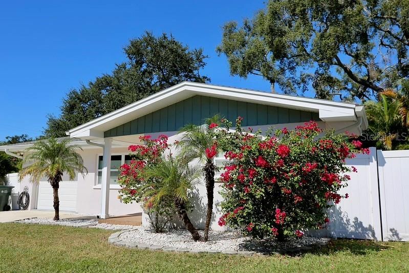 Activo con contrato: $469,000 (2 camas, 2 baños, 1228 Pies cuadrados)