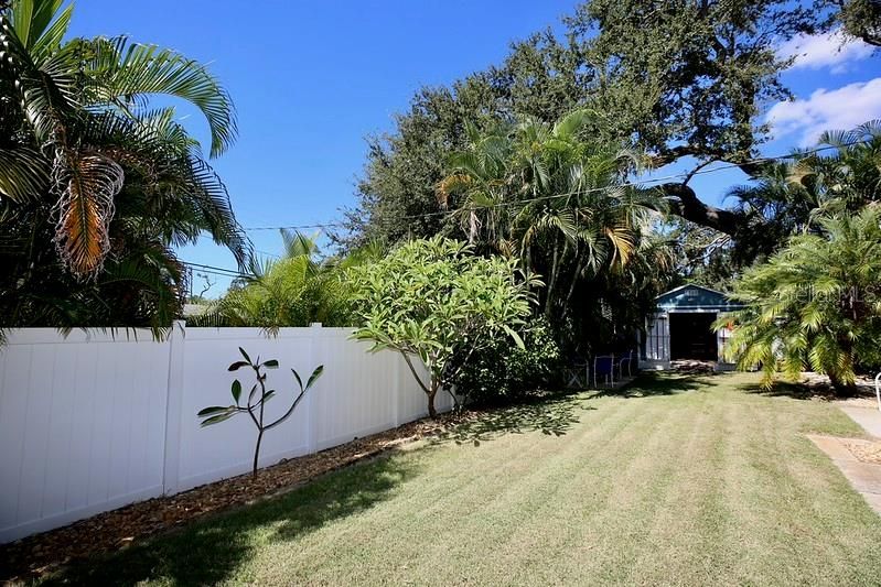 Activo con contrato: $469,000 (2 camas, 2 baños, 1228 Pies cuadrados)