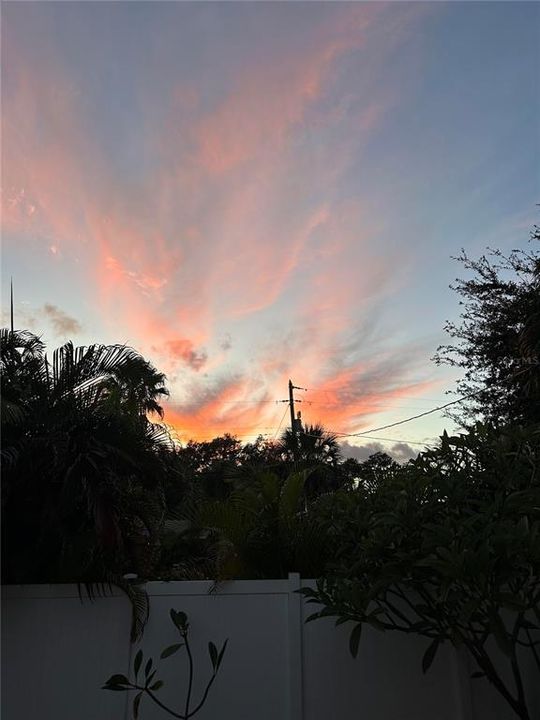 Activo con contrato: $469,000 (2 camas, 2 baños, 1228 Pies cuadrados)