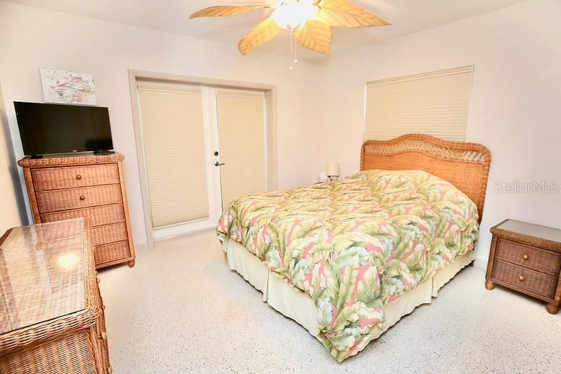 Activo con contrato: $469,000 (2 camas, 2 baños, 1228 Pies cuadrados)