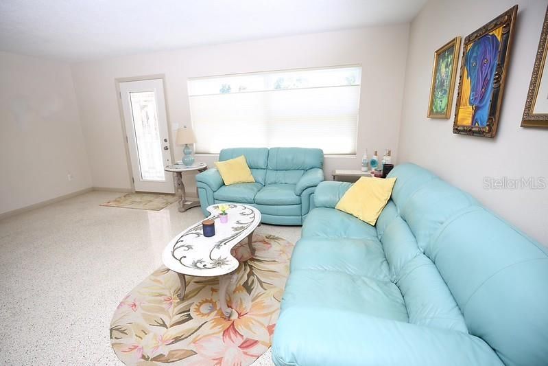 Activo con contrato: $469,000 (2 camas, 2 baños, 1228 Pies cuadrados)