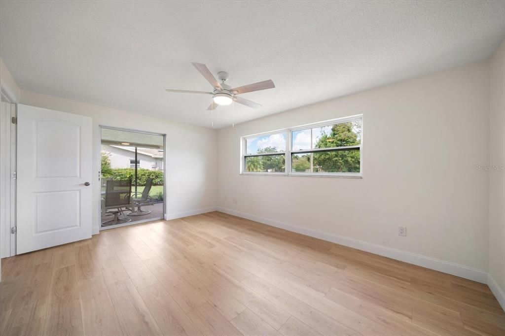 Active With Contract: $489,000 (3 beds, 2 baths, 1903 Square Feet)