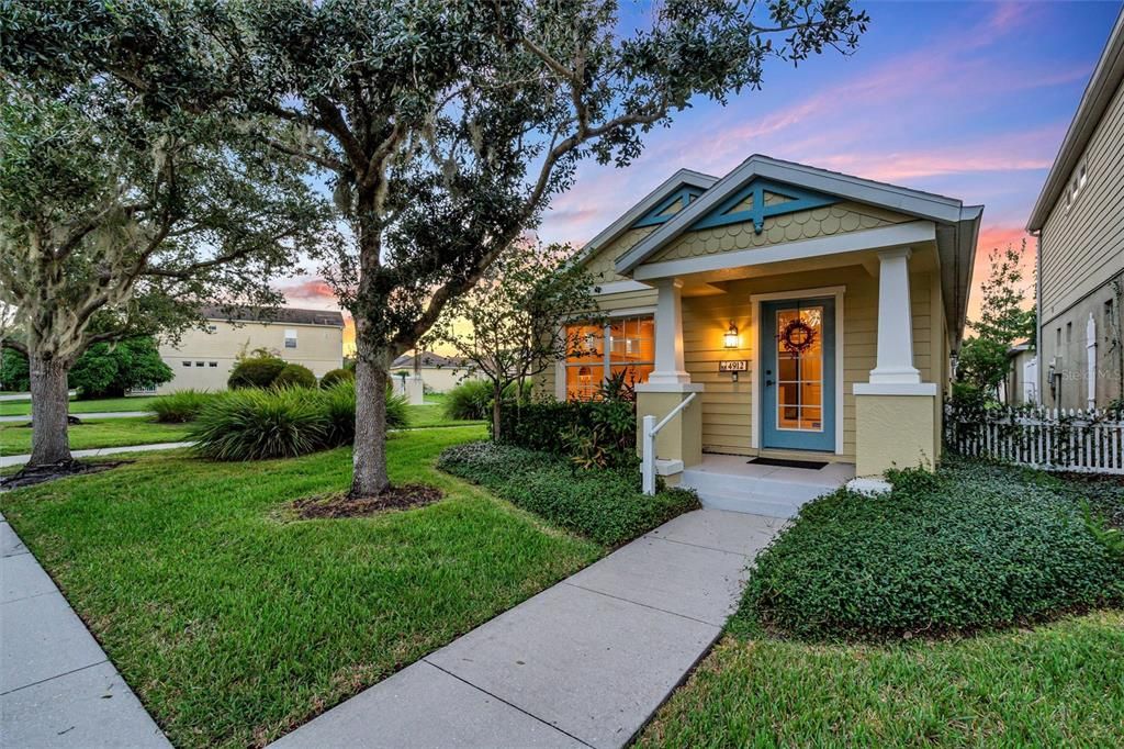 Под контрактом: $279,900 (2 спален, 2 ванн, 1200 Квадратных фут)