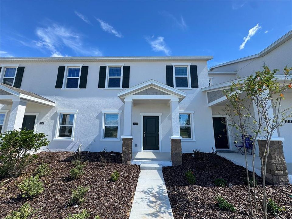 En Renta: $2,300 (3 camas, 2 baños, 1615 Pies cuadrados)