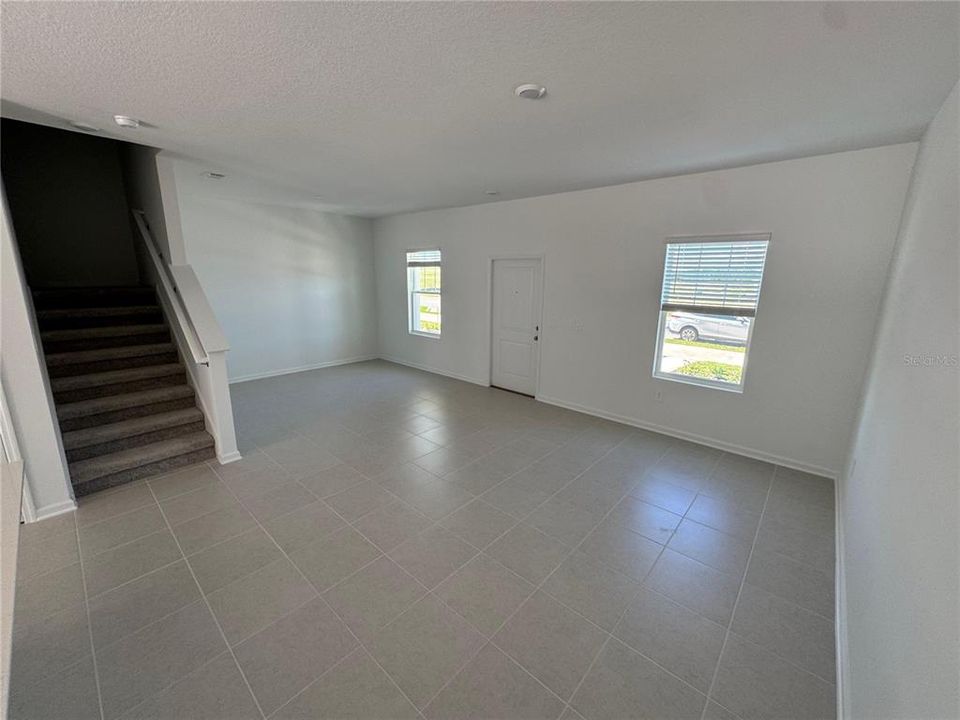 En Renta: $2,300 (3 camas, 2 baños, 1615 Pies cuadrados)