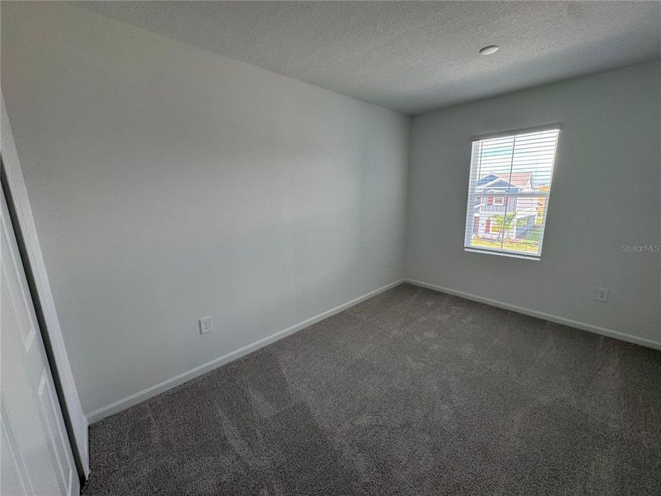 Active With Contract: $2,150 (3 beds, 2 baths, 1834 Square Feet)