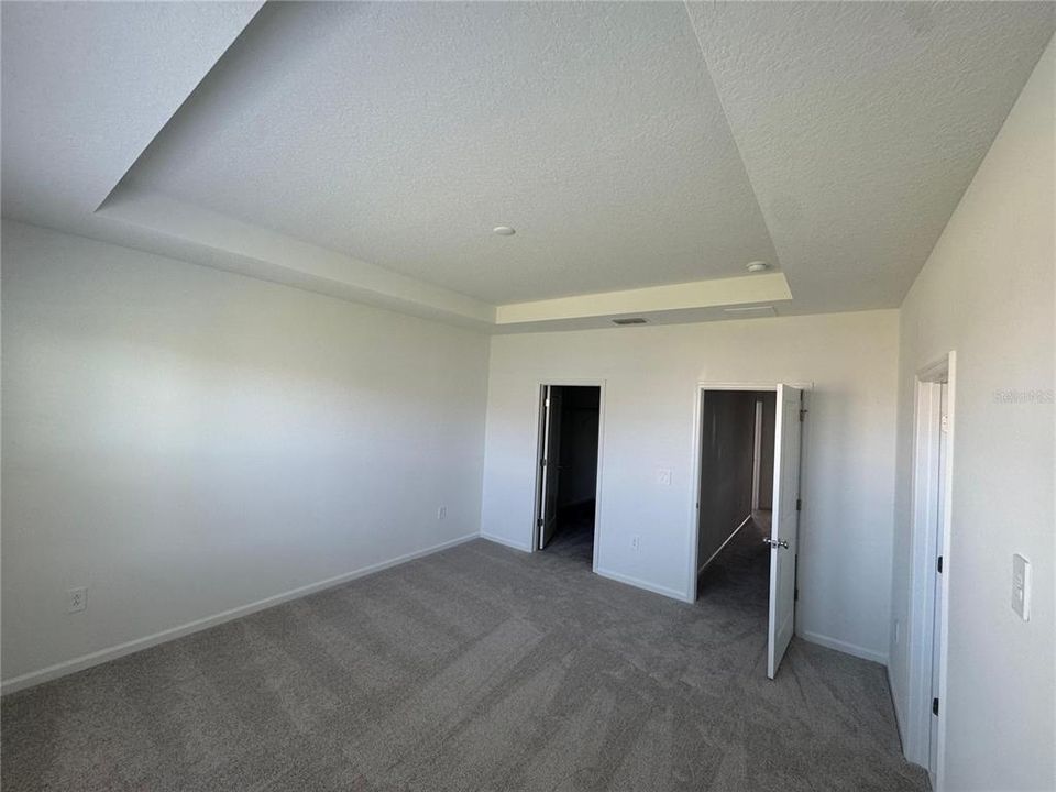 Active With Contract: $2,150 (3 beds, 2 baths, 1834 Square Feet)