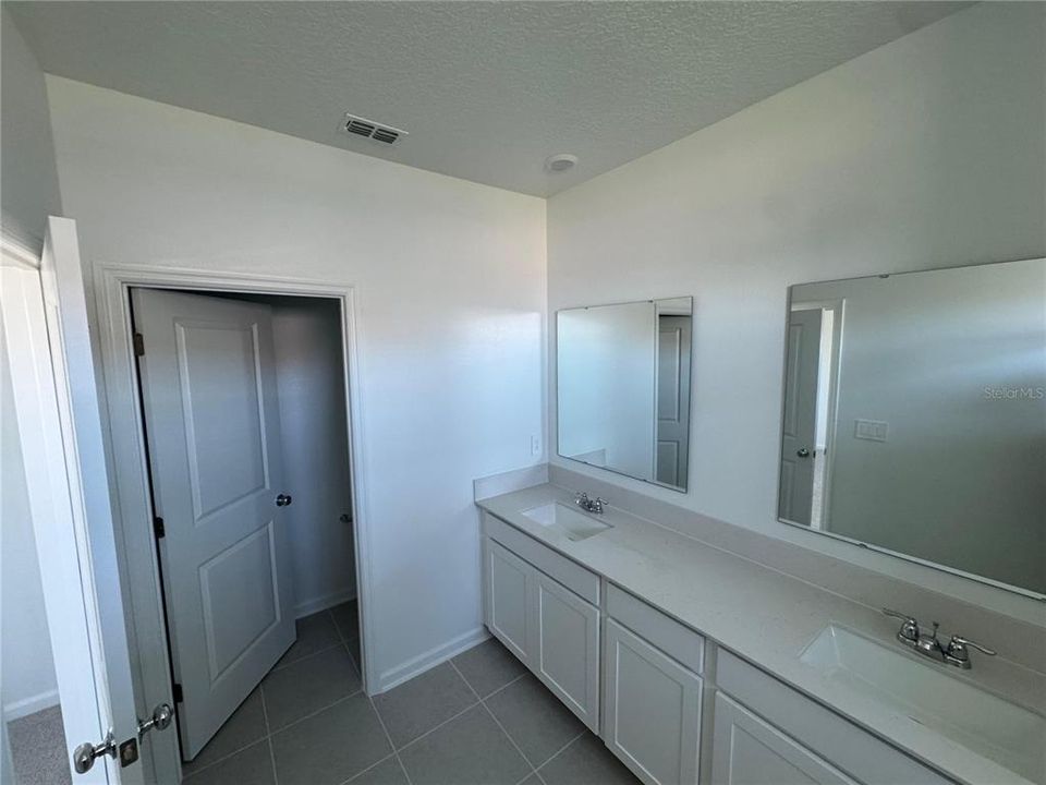Active With Contract: $2,150 (3 beds, 2 baths, 1834 Square Feet)