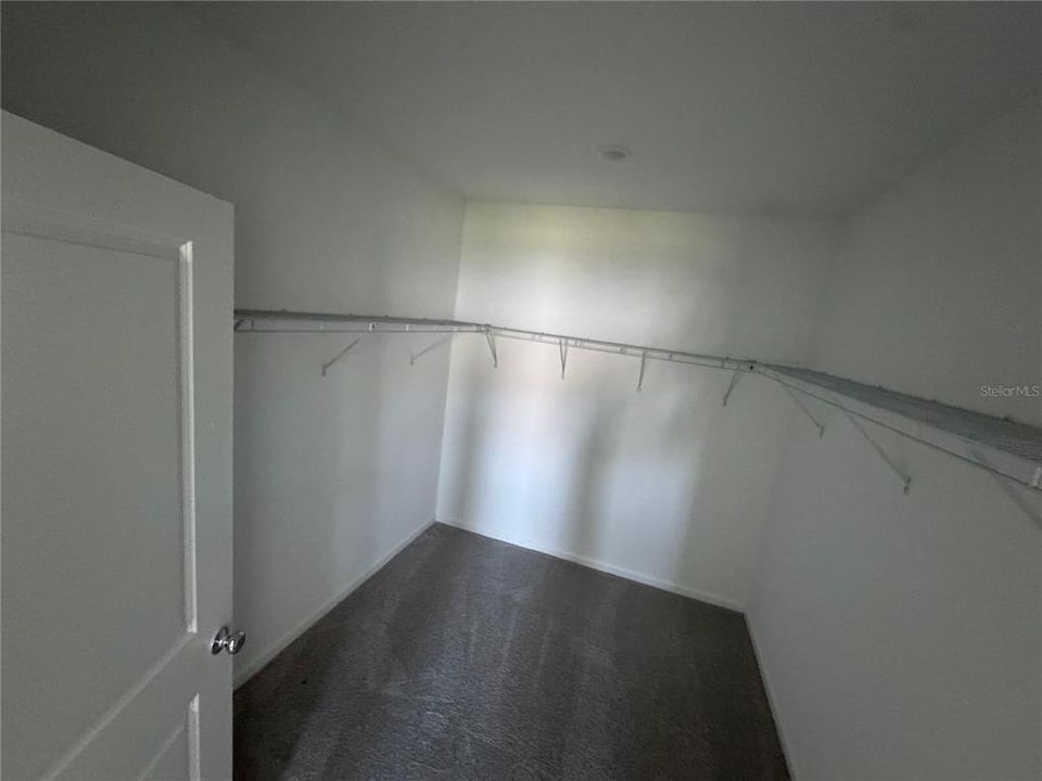 Active With Contract: $2,150 (3 beds, 2 baths, 1834 Square Feet)