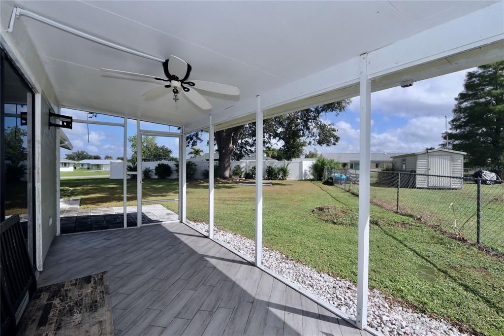 На продажу: $287,777 (3 спален, 2 ванн, 1428 Квадратных фут)