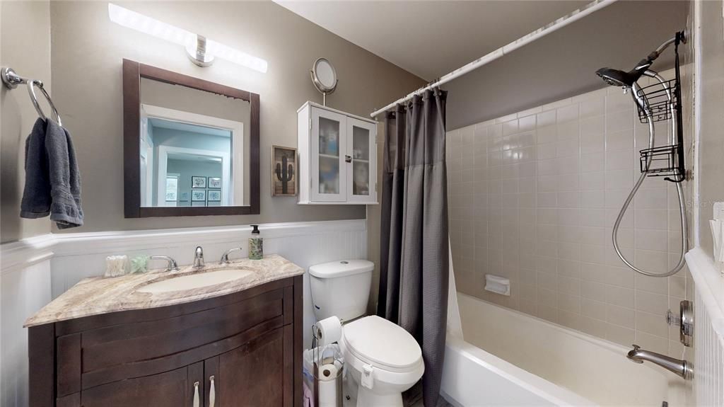 На продажу: $287,777 (3 спален, 2 ванн, 1428 Квадратных фут)