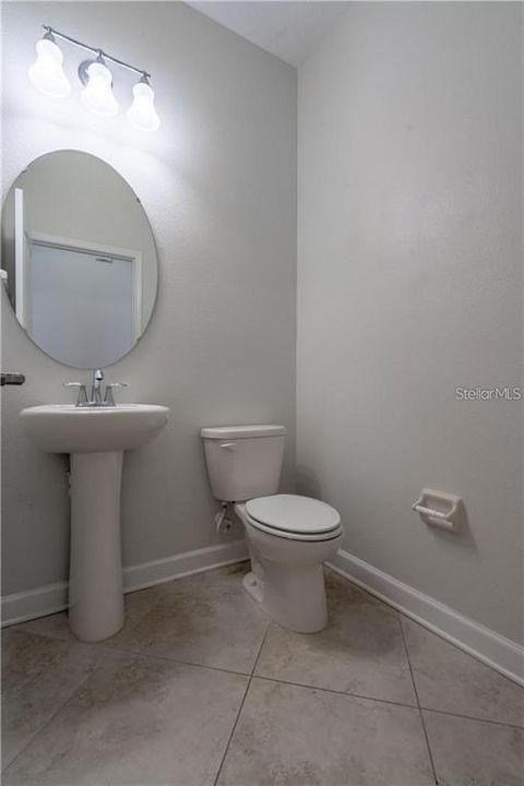 出租: $2,500 (3 贝兹, 2 浴室, 2008 平方英尺)