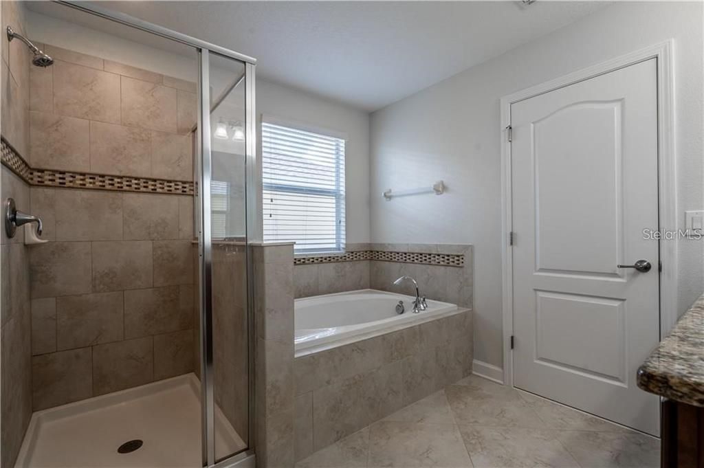 出租: $2,500 (3 贝兹, 2 浴室, 2008 平方英尺)