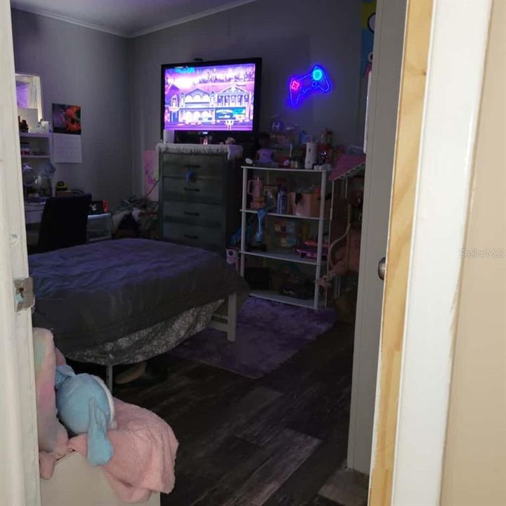 待售: $209,000 (3 贝兹, 2 浴室, 1728 平方英尺)