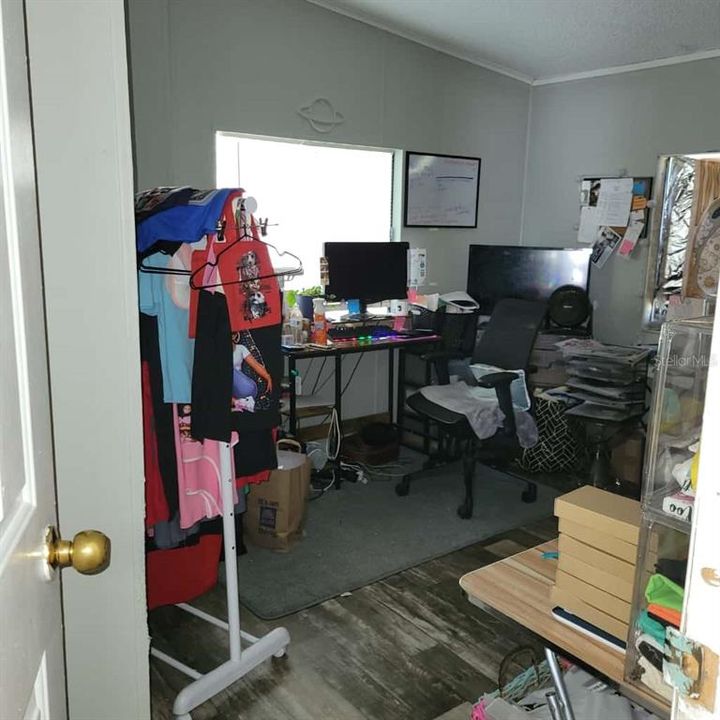 待售: $209,000 (3 贝兹, 2 浴室, 1728 平方英尺)