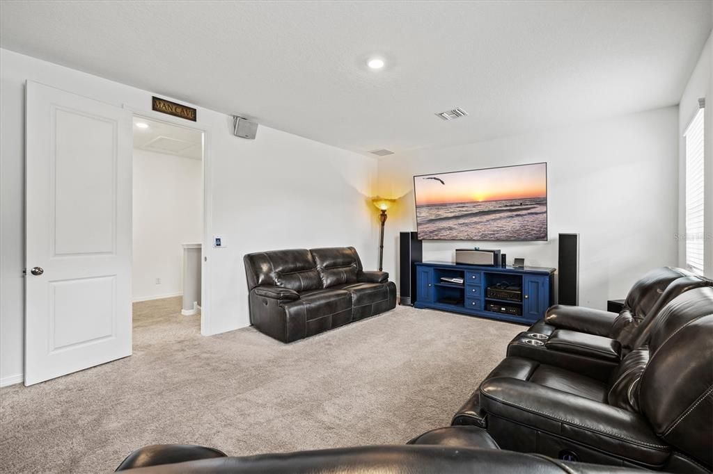 Active With Contract: $645,000 (4 beds, 3 baths, 3057 Square Feet)