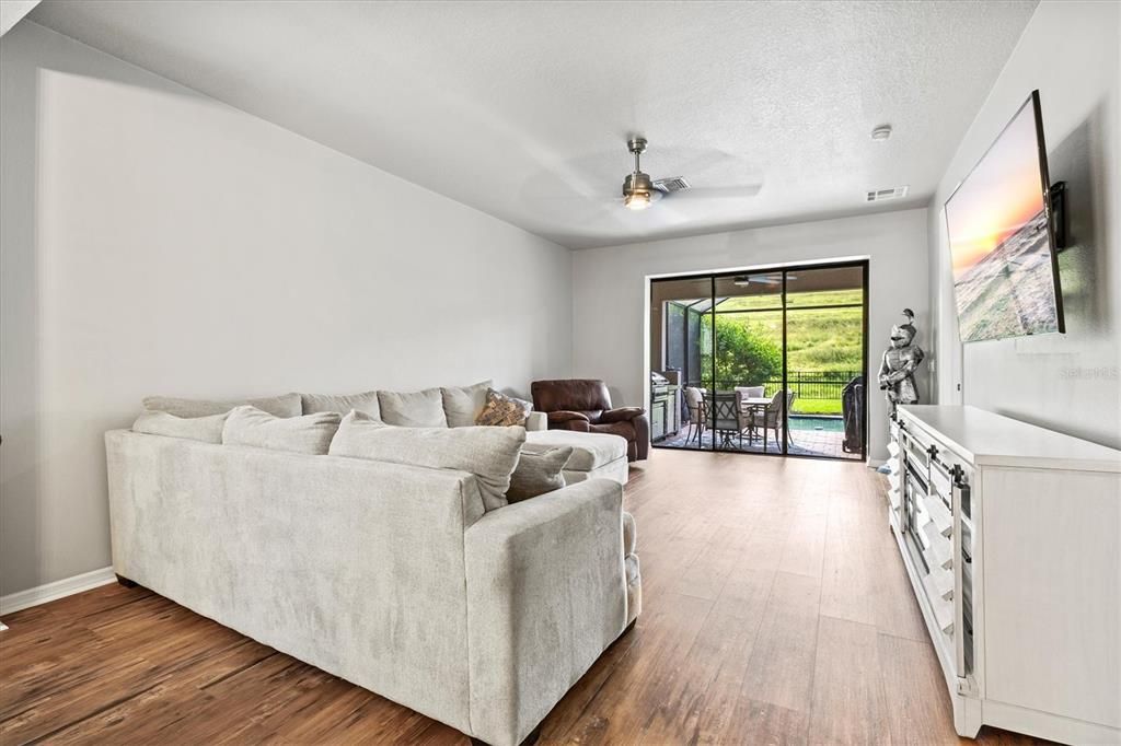 Active With Contract: $645,000 (4 beds, 3 baths, 3057 Square Feet)