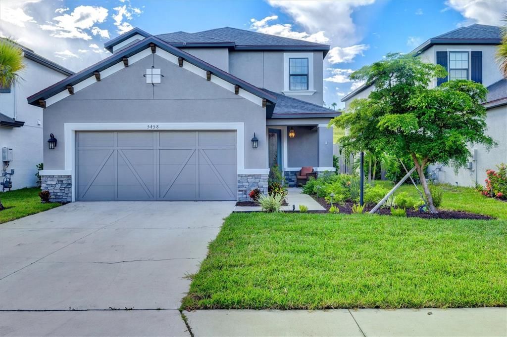 Active With Contract: $645,000 (4 beds, 3 baths, 3057 Square Feet)