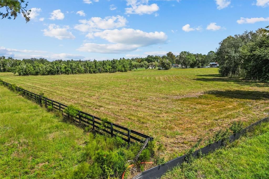 待售: $285,000 (5.95 acres)