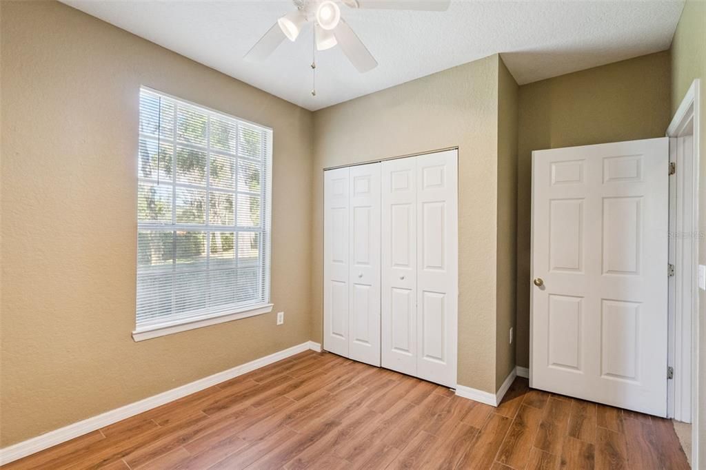 待售: $225,000 (3 贝兹, 2 浴室, 1194 平方英尺)