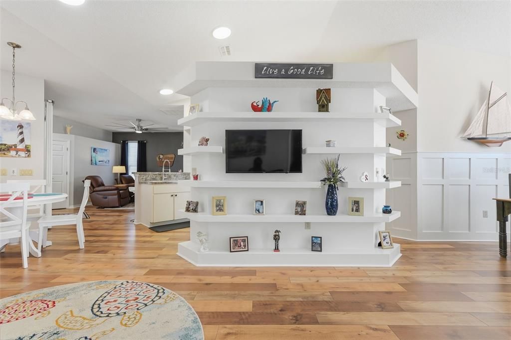 待售: $359,000 (3 贝兹, 2 浴室, 1622 平方英尺)