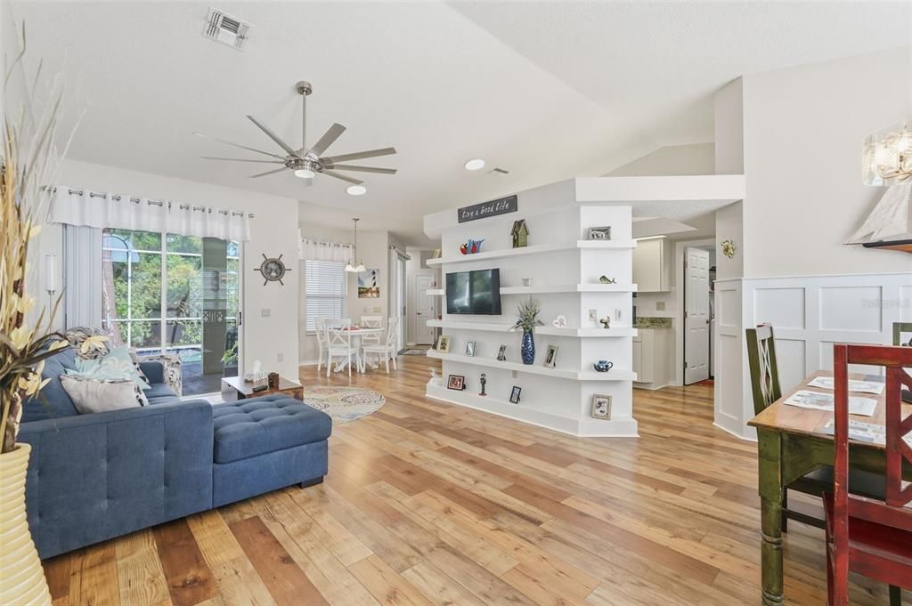 待售: $359,000 (3 贝兹, 2 浴室, 1622 平方英尺)