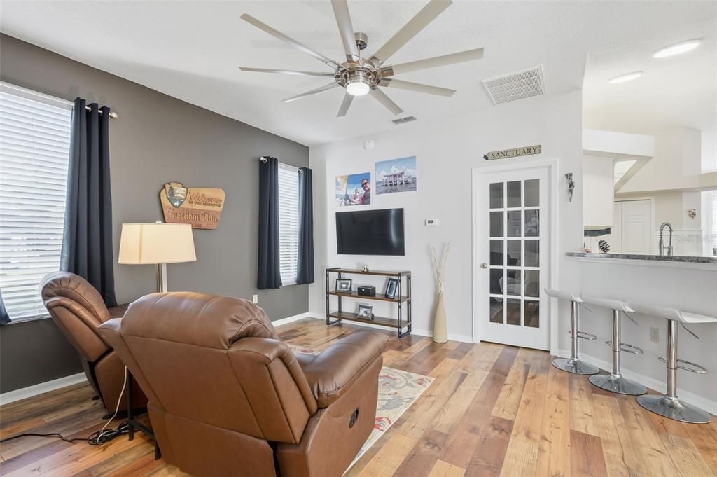 待售: $359,000 (3 贝兹, 2 浴室, 1622 平方英尺)