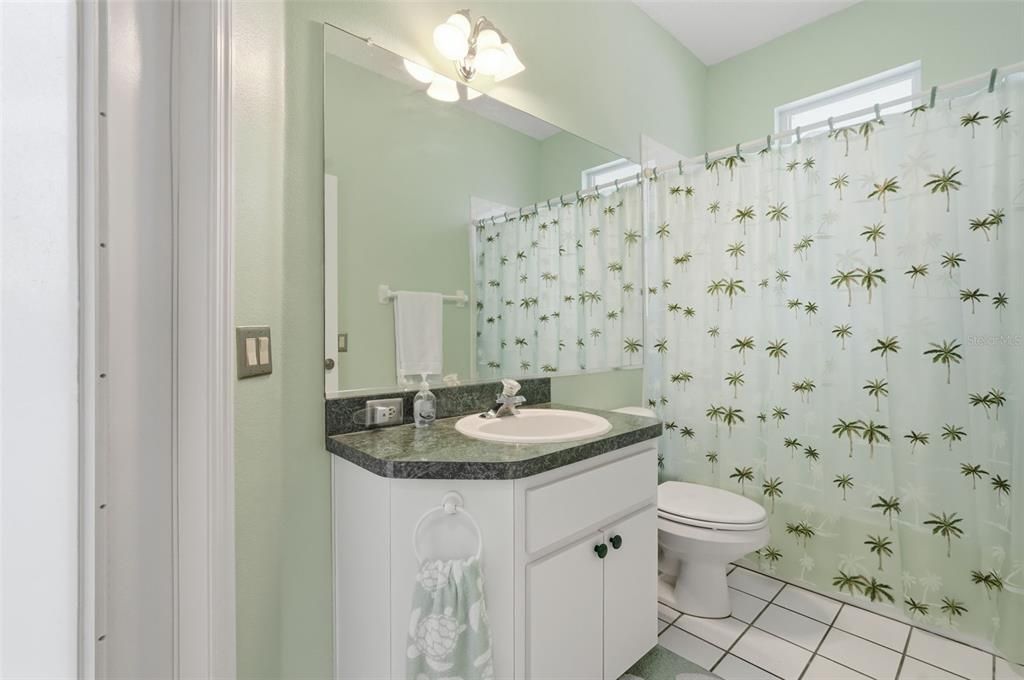 待售: $359,000 (3 贝兹, 2 浴室, 1622 平方英尺)