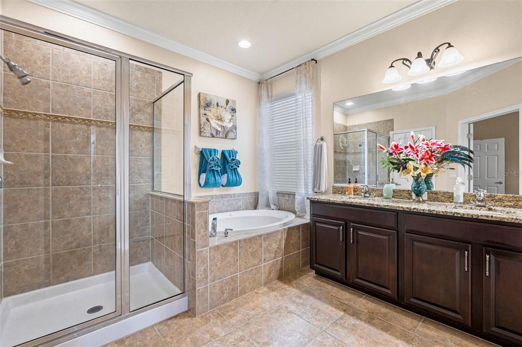 For Sale: $649,000 (3 beds, 2 baths, 2431 Square Feet)