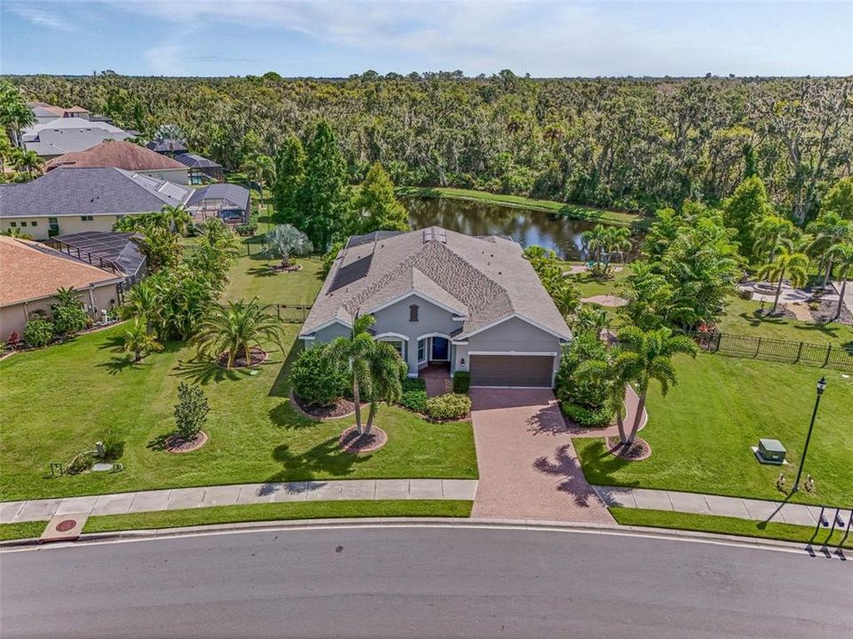 For Sale: $649,000 (3 beds, 2 baths, 2431 Square Feet)