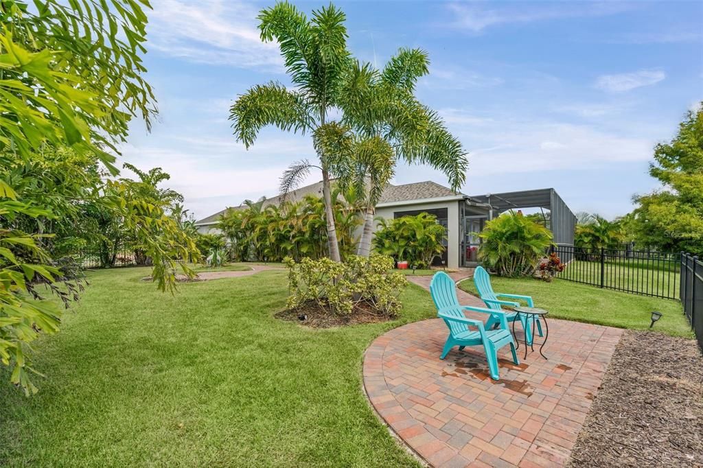 For Sale: $649,000 (3 beds, 2 baths, 2431 Square Feet)