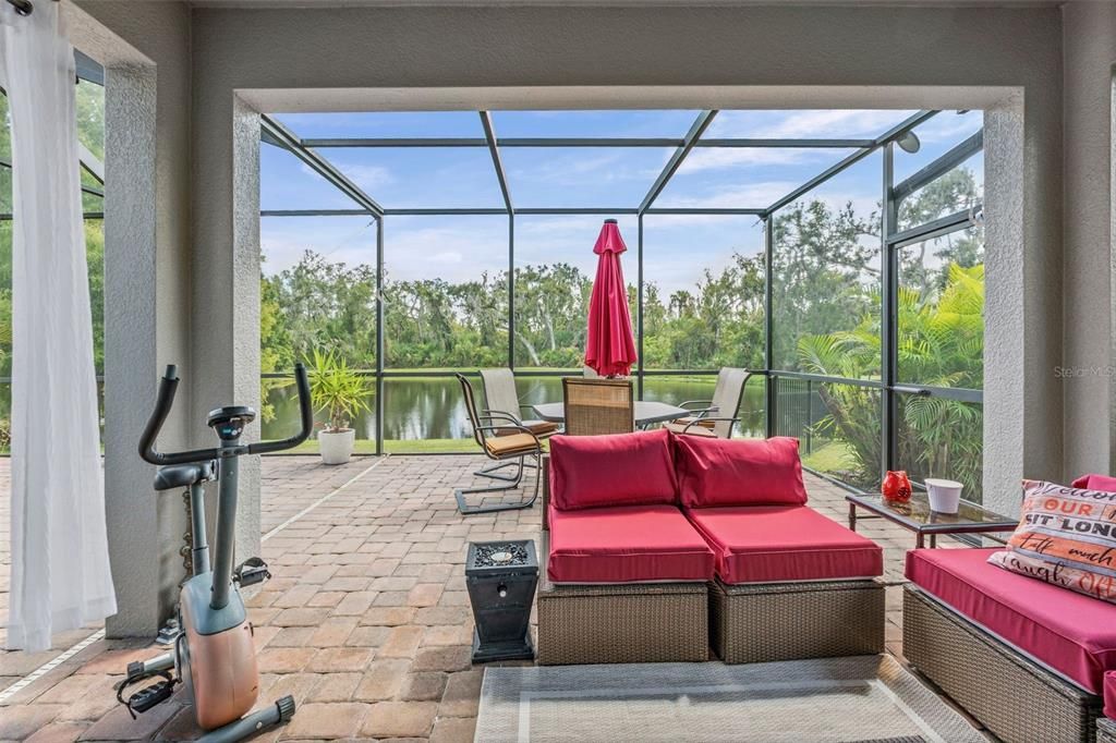 For Sale: $649,000 (3 beds, 2 baths, 2431 Square Feet)