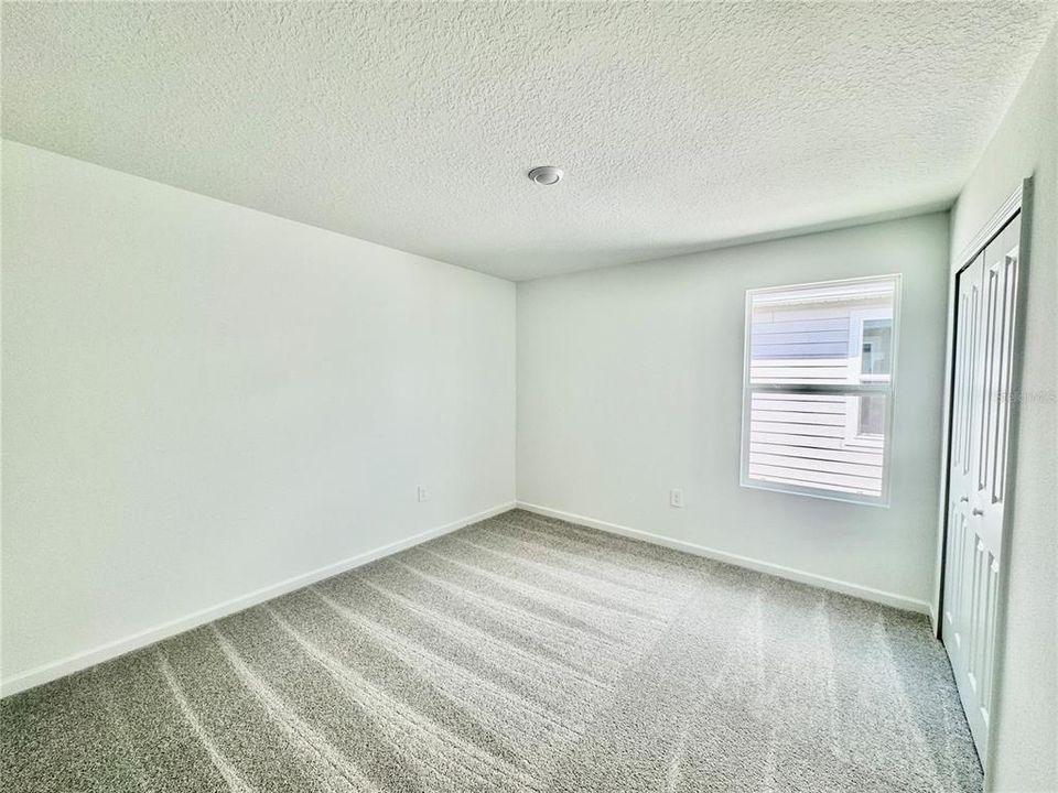 For Rent: $2,300 (6 beds, 3 baths, 2463 Square Feet)