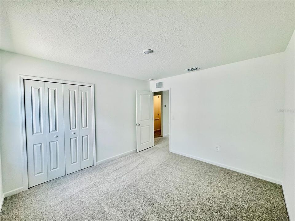 For Rent: $2,300 (6 beds, 3 baths, 2463 Square Feet)