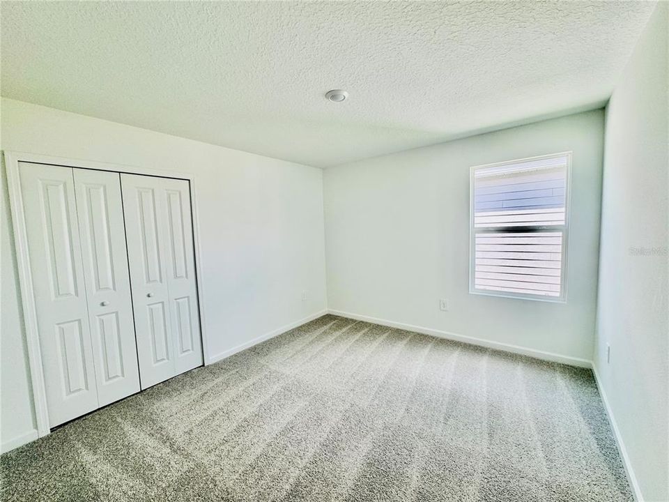 For Rent: $2,300 (6 beds, 3 baths, 2463 Square Feet)