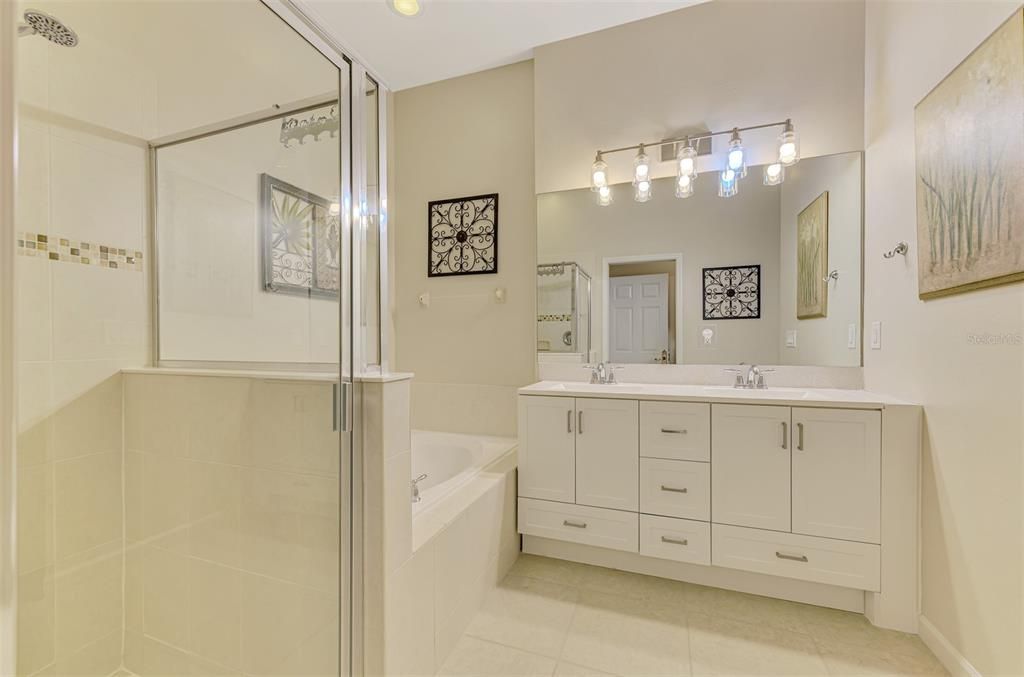 待售: $339,000 (2 贝兹, 2 浴室, 1557 平方英尺)