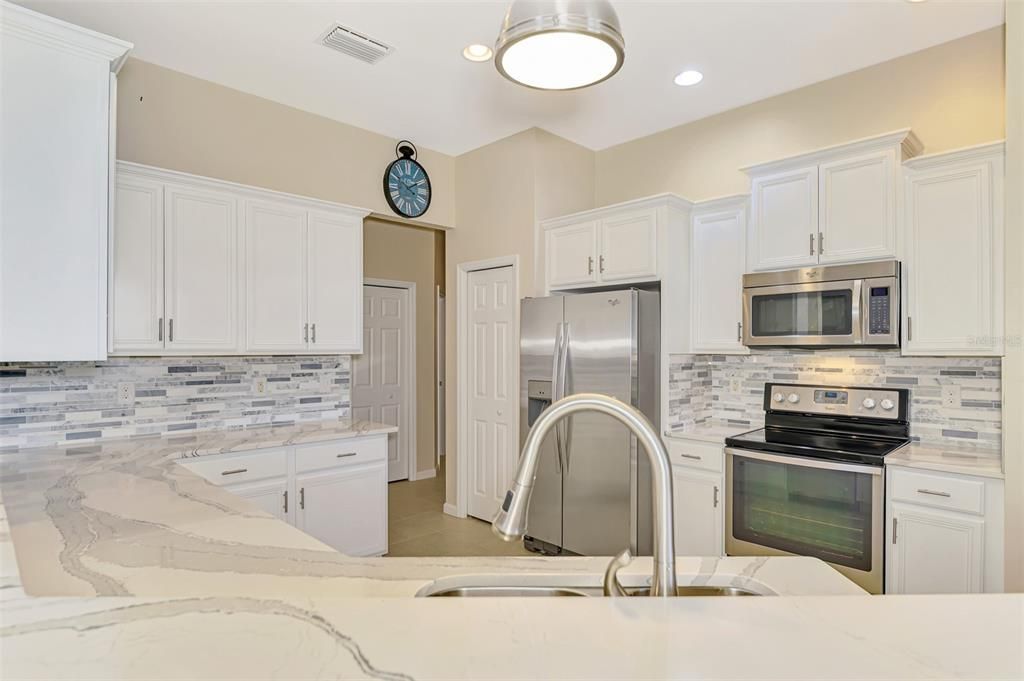 待售: $339,000 (2 贝兹, 2 浴室, 1557 平方英尺)