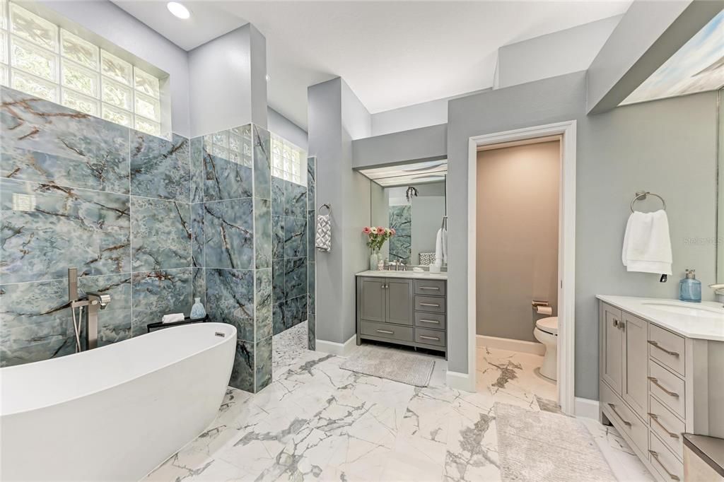 For Sale: $755,000 (3 beds, 3 baths, 1906 Square Feet)