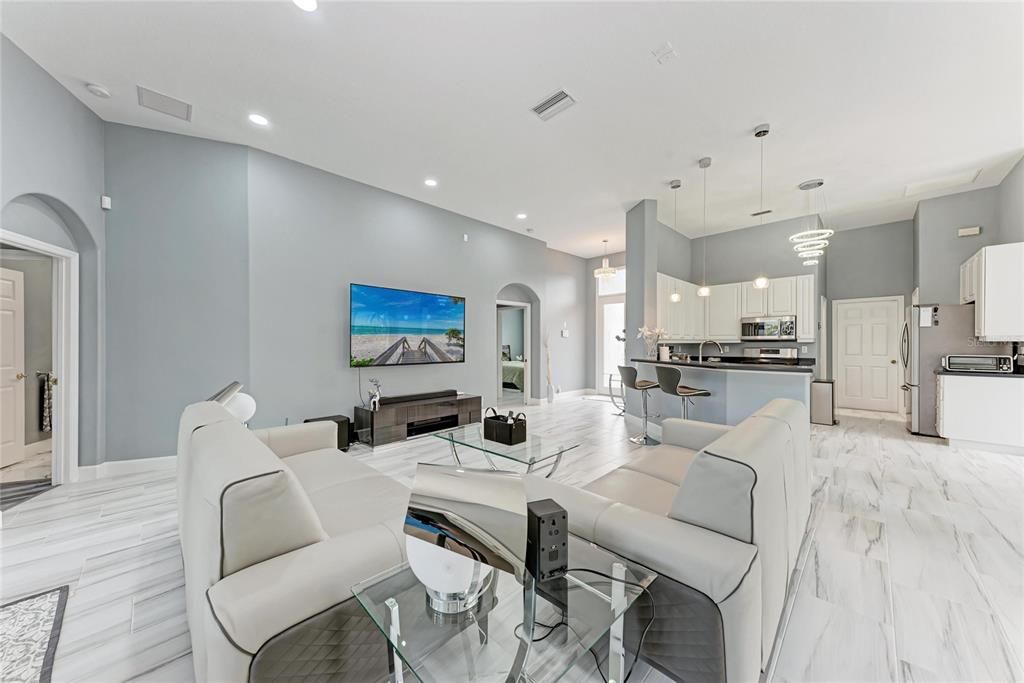 For Sale: $755,000 (3 beds, 3 baths, 1906 Square Feet)