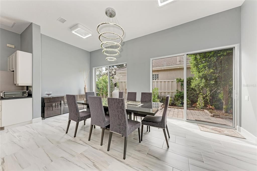 For Sale: $755,000 (3 beds, 3 baths, 1906 Square Feet)