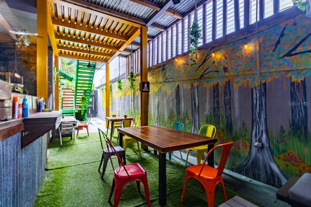 На продажу: $2,700,000 (0 спален, 0 ванн, 0 Квадратных фут)