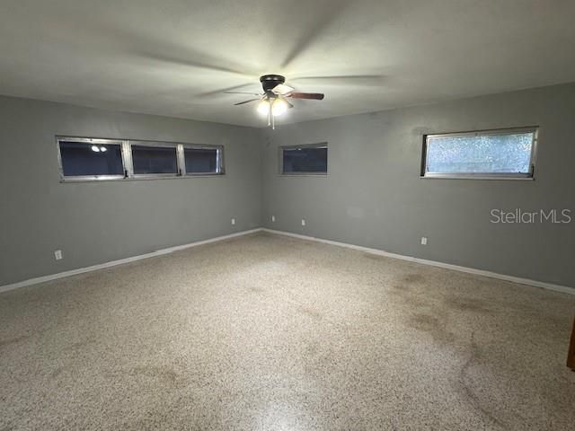 出租: $2,000 (4 贝兹, 3 浴室, 2768 平方英尺)