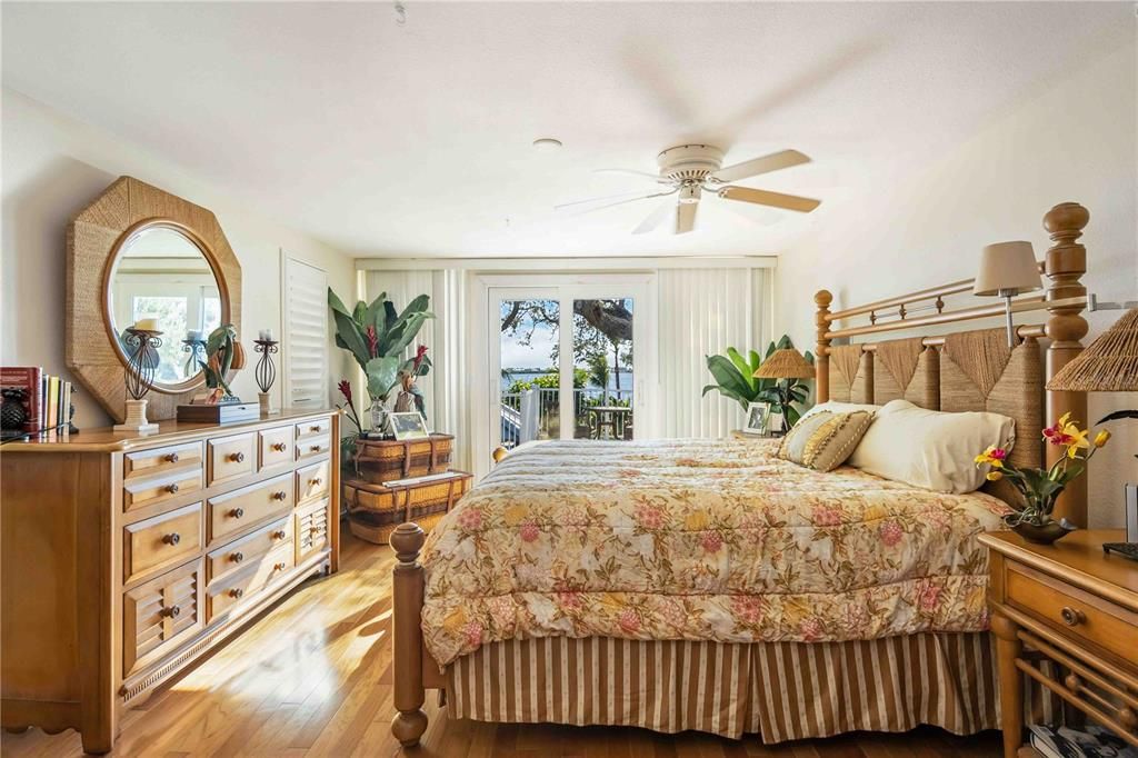 出租: $5,500 (3 贝兹, 3 浴室, 2169 平方英尺)