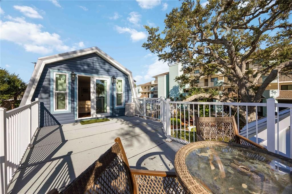 出租: $5,500 (3 贝兹, 3 浴室, 2169 平方英尺)