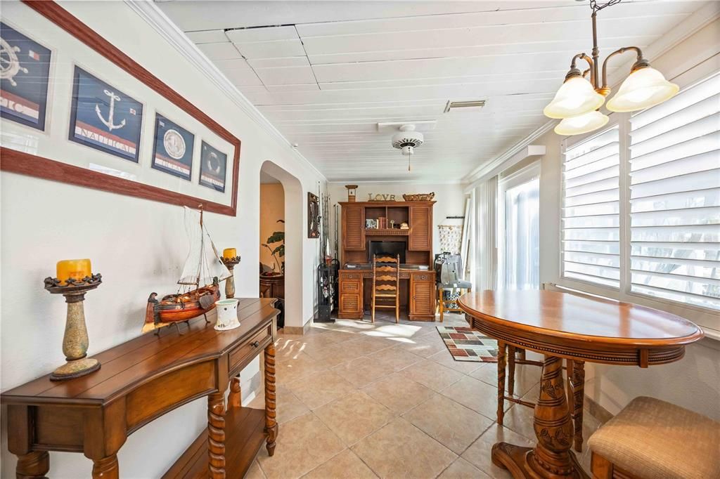 出租: $5,500 (3 贝兹, 3 浴室, 2169 平方英尺)