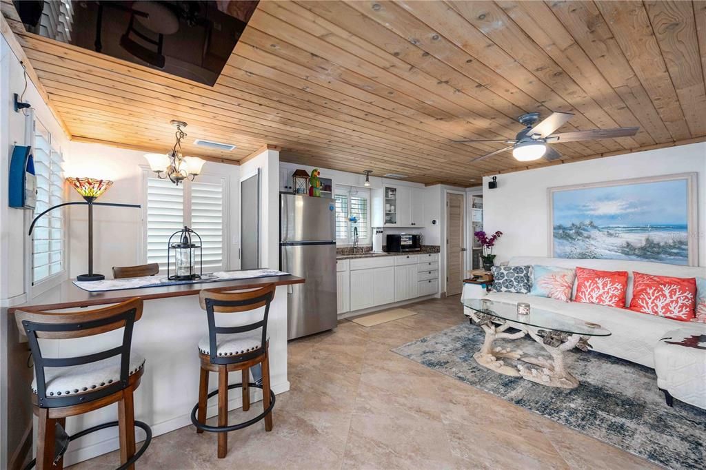 出租: $5,500 (3 贝兹, 3 浴室, 2169 平方英尺)