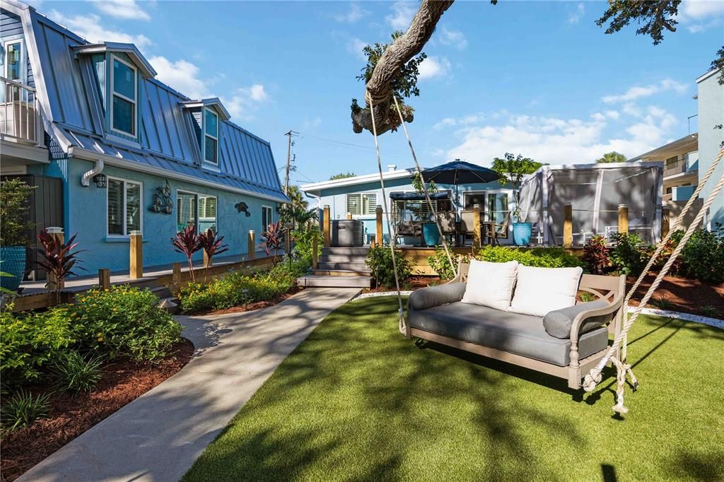 出租: $5,500 (3 贝兹, 3 浴室, 2169 平方英尺)